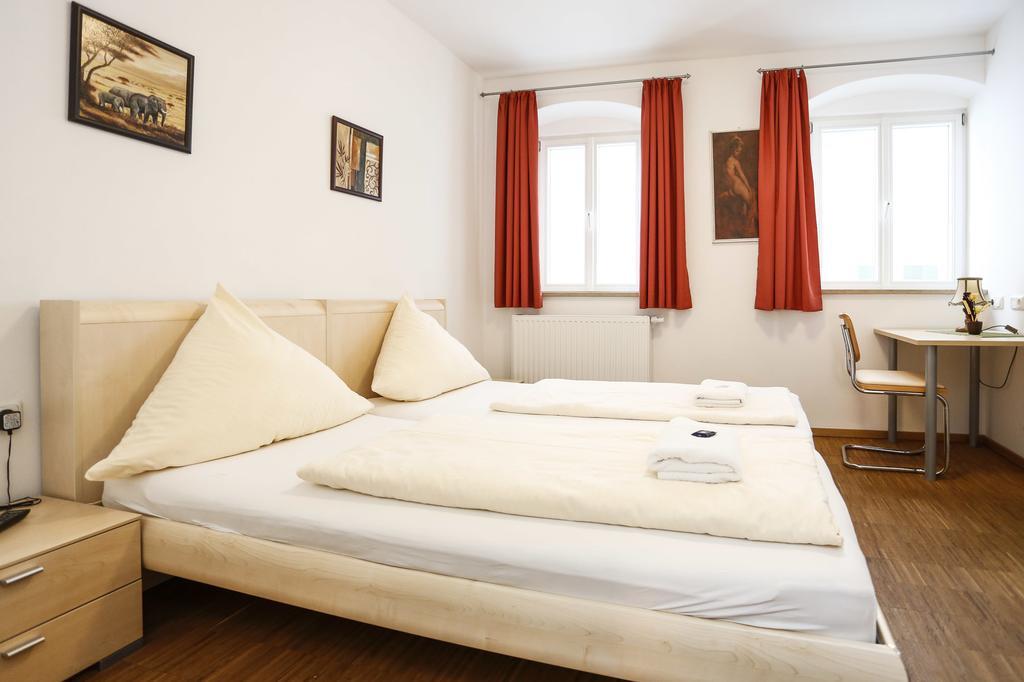 Altstadtpension Waltner Friedberg  Dış mekan fotoğraf