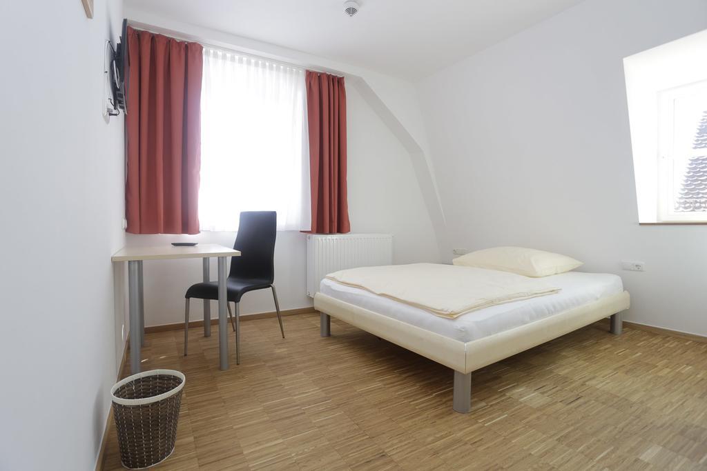 Altstadtpension Waltner Friedberg  Dış mekan fotoğraf